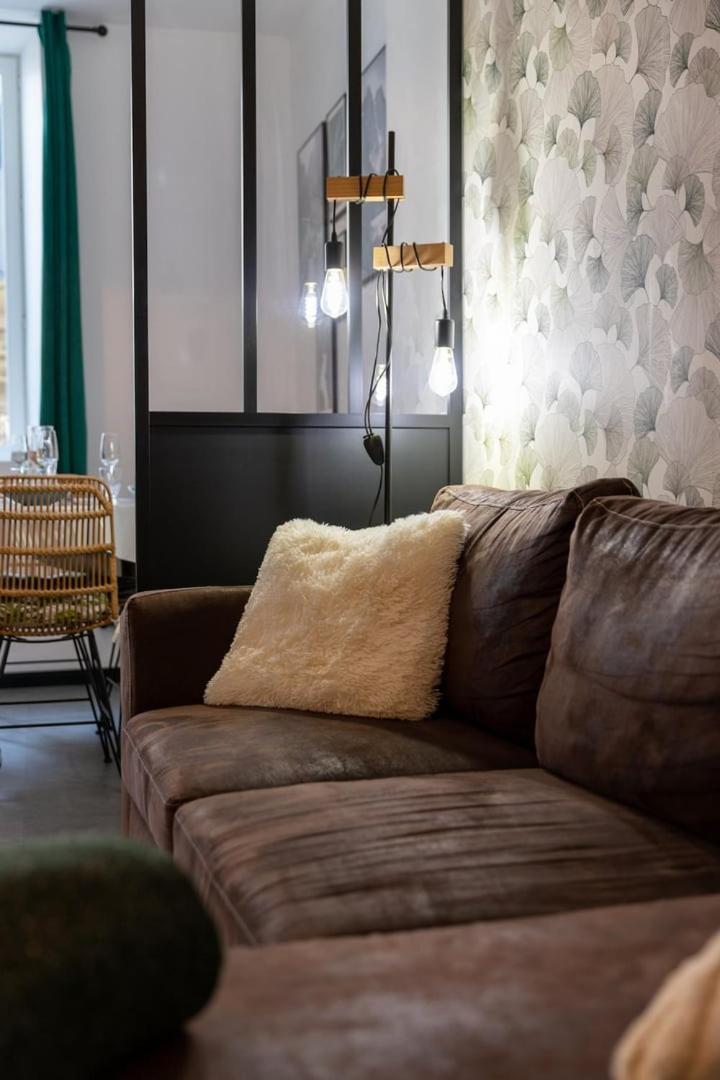 Apartment Le Globe Trotteur ~ Centre-ville ~ Terrasse Thouars