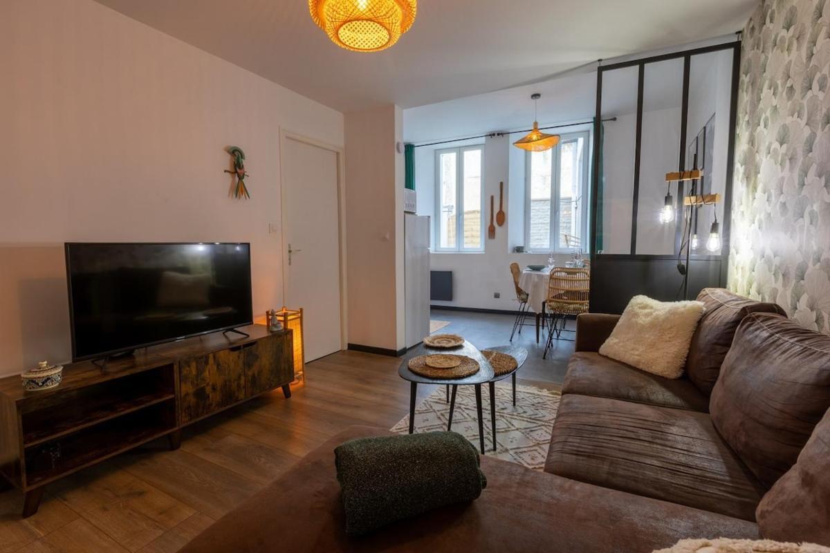 Le Globe Trotteur ~ Centre-ville ~ Terrasse Appartement Thouars